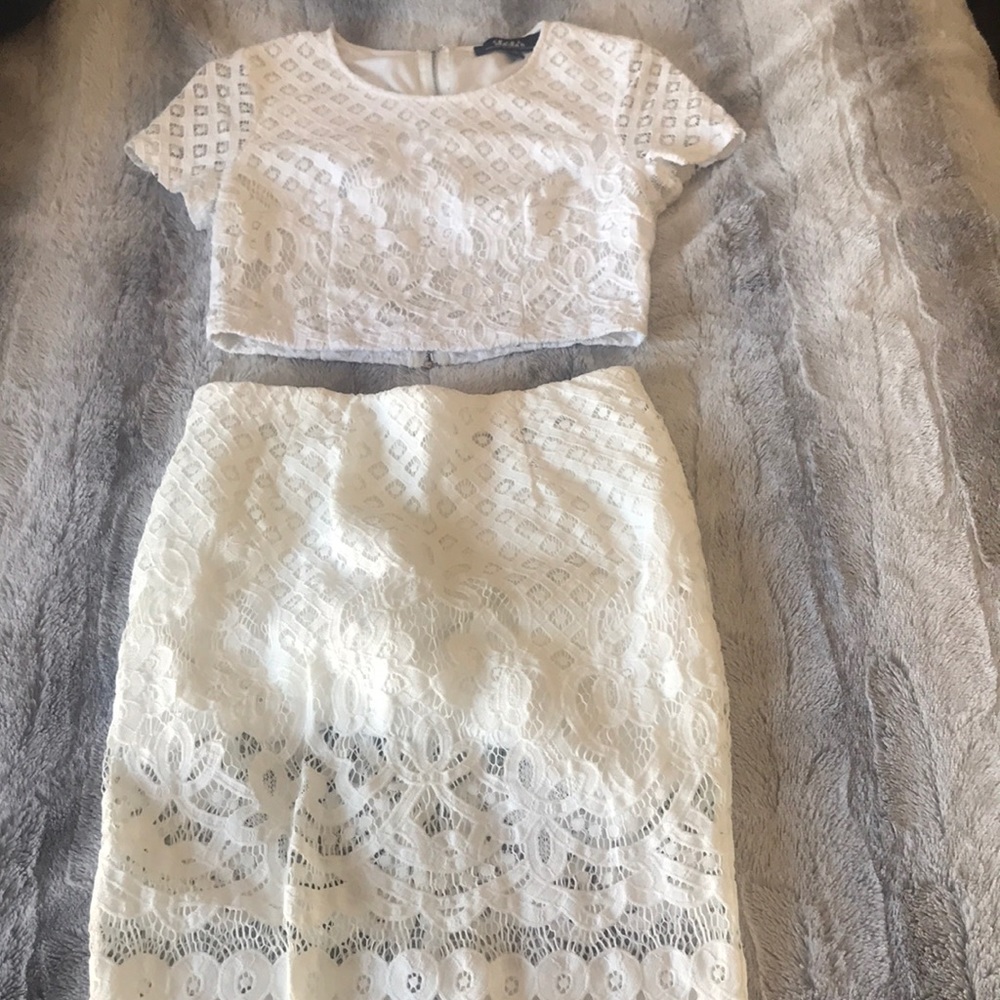 a two piece dress item(s).